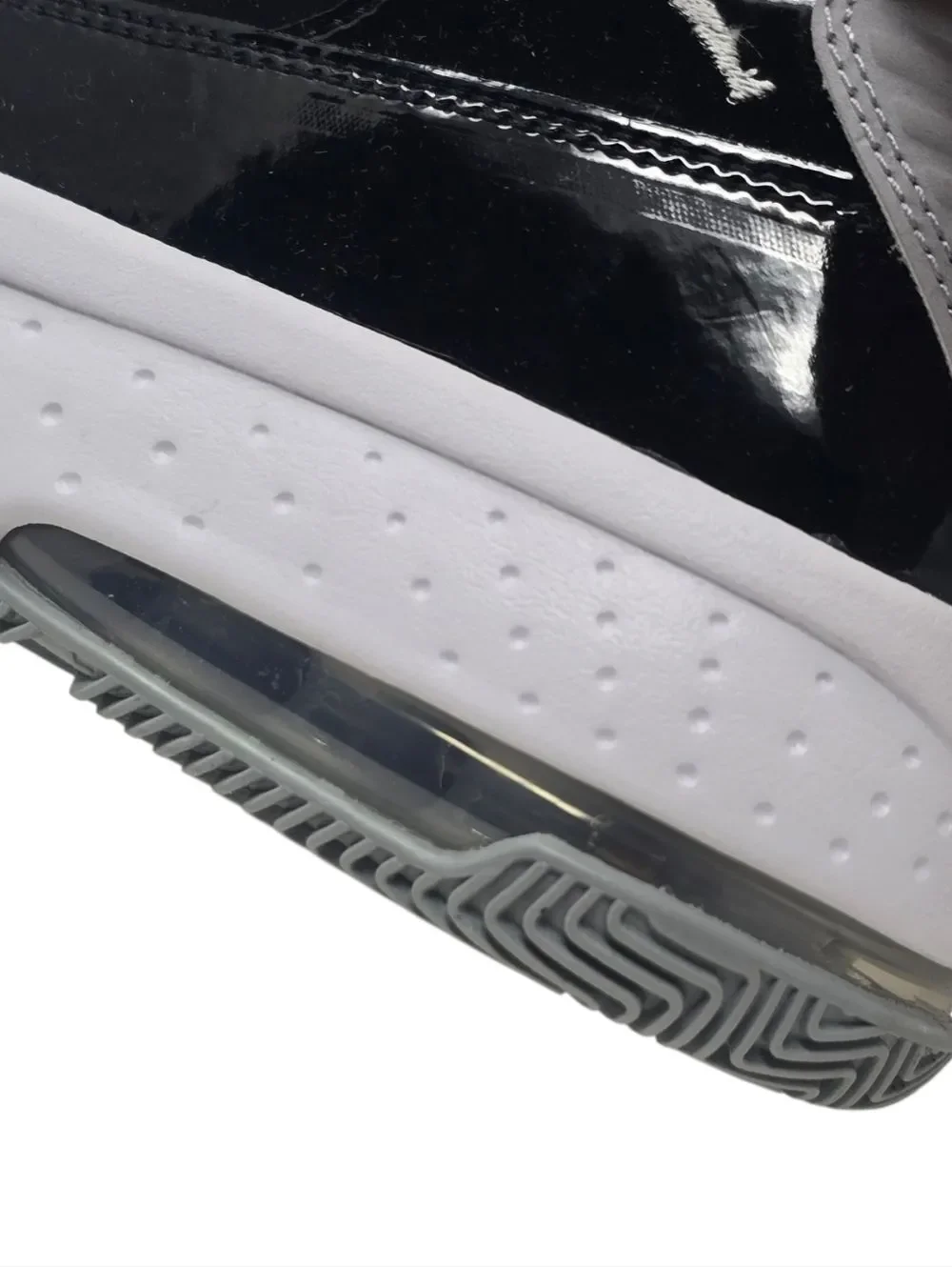 Jordan Men's Max Aura 2 